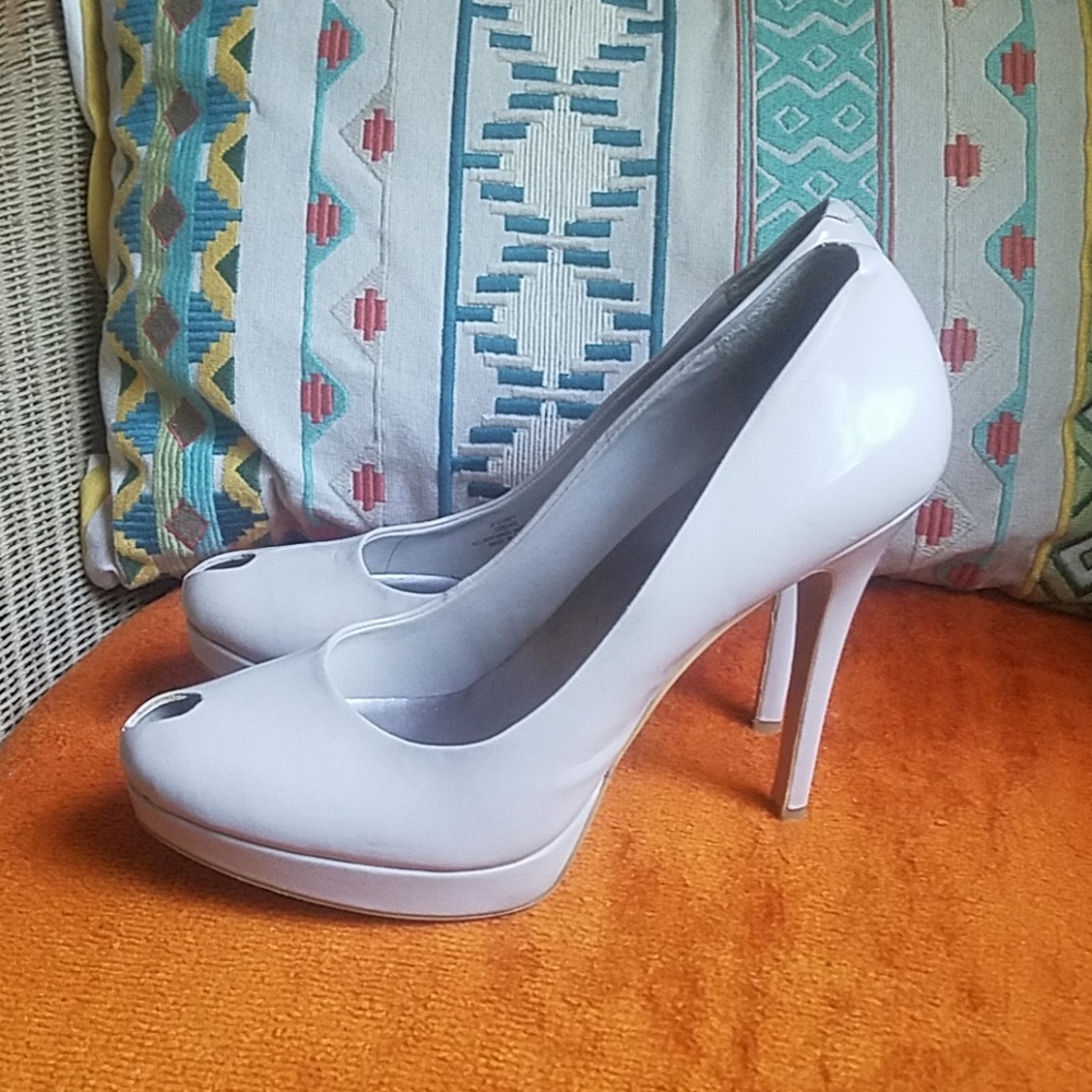 Jessica Simpson Size 10 Nude Tan Peep Toe Heels